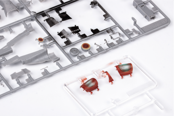 Eduard CX621 F-4D FINE MOLDS 1/72