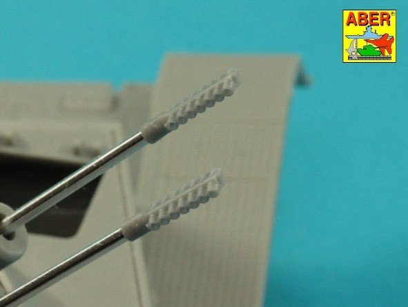 Aber 35L-342 Two German 3cm Flak 103 barrels for &quot;Kugelblitz&quot; tanks / Zestaw dwóch luf 3cm Flak 103 do niemieckieckich przeciwlotniczych czołgów &quot;Kugelblitz&quot; 1/35