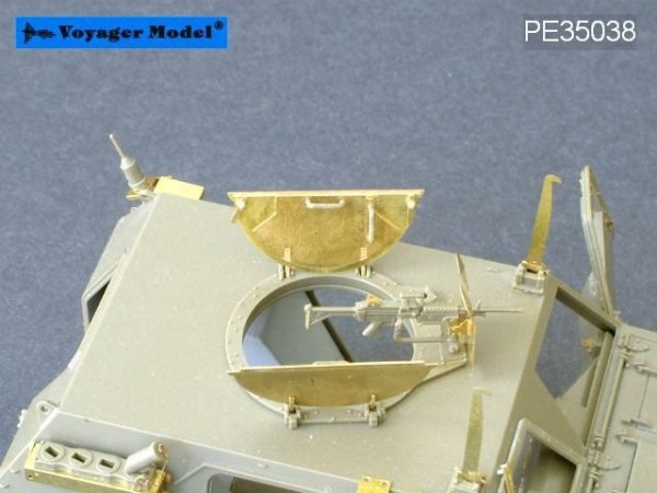 Voyager Model PE35038 Japan Japan Light Armored Vehicle 1/35