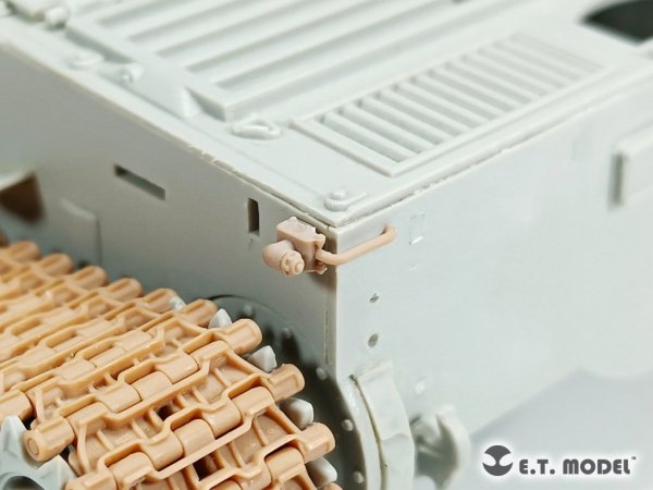 E.T. Model P35-269 Lights Set for Russian T-62 Family ( 3D Print ) 1/35