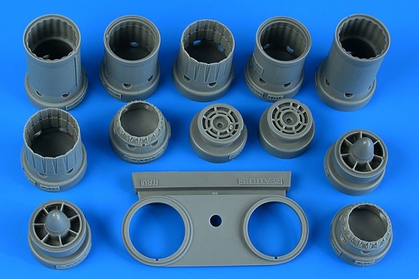 Aires 4877 RA-5C Vigilante exhaust nozzles - late 1/48 Trumpeter