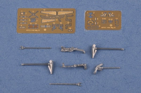 Hobby Boss 81753 Russian MiG-31 Foxhound 1/48