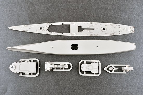 Trumpeter 06738 USS Large cruiser Alaska 1/700