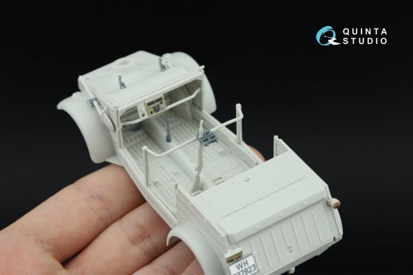Quinta Studio QD+35151 Kubelwagen Type 82 3D-Printed &amp; coloured Interior on decal paper (Meng VS-016) (with 3D-printed resin parts) 1/35