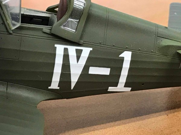 Freedom 18009 ROCAF Curtis BF2C-1 Hawk III 1/48