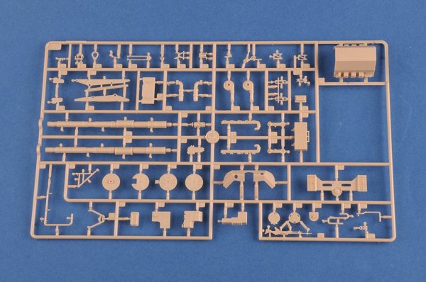 Hobby Boss 84503 Leopard C2 (Canadian MBT) 1/35