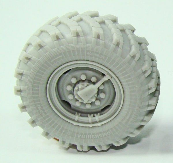 Panzer Art RE35-462 Kamaz 4320 road wheels 1/35