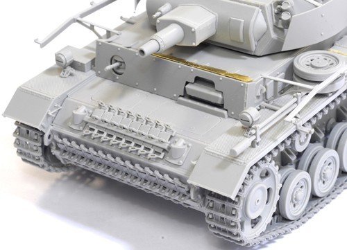 Dragon 6474 Pzkpfw. III Ausf. N w/Schurzen (1:35)