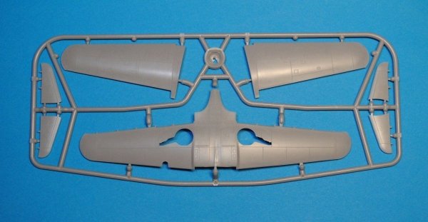 Dora Wings 72005 Bell P-63E-1-BE Kingcobra 1/72