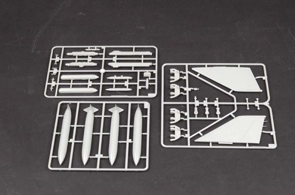 Trumpeter 02286 AV-8B Harrier II Plus (1:32)