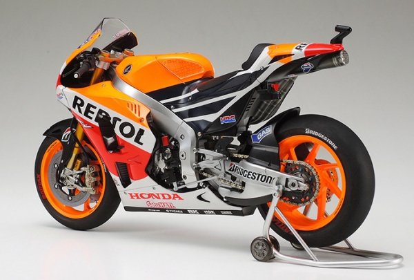 Tamiya 14130 Repsol Honda RC213V 14