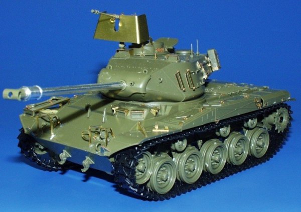 Eduard 35504 M41A3 Walker Bulldog 1/35 AFV Club