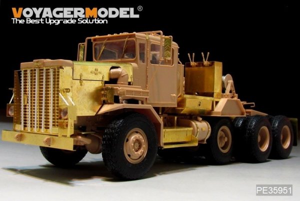 Voyager Model PE35951 Modern US Army M911 C-HET &amp;M747 Heavy Equipment Semi-Trailer For MENG SS-013 1/35