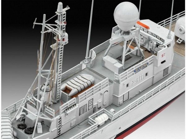 Revell 05148 Fast Attack Craft Albatros class 143 (1:144)