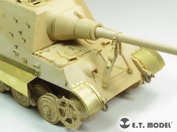 E.T. Model EA35-094 WWII German Panzerjager &quot;Jagdtiger&quot; Fender &amp; Side Skirts 1/35