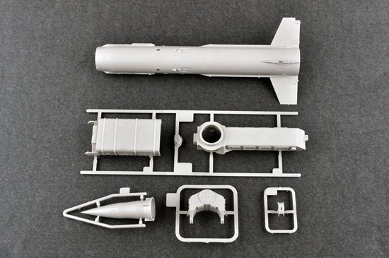 Trumpeter 09523 Soviet 2K11A TEL w/9M8M Missile Krug-a SA-4 Ganef 1/35