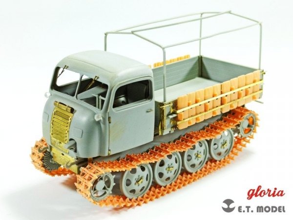 E.T. Model P35-029 Raupenschlepper Ost Kgs 66/340/120 Workable Track ( 3D Printed ) 1/35