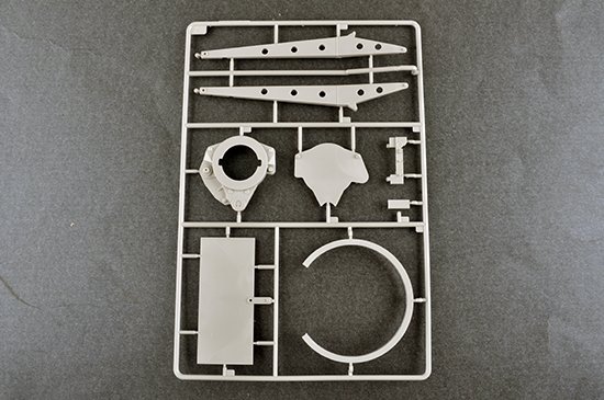 Trumpeter 09521 Russian S-300V 9A85 SAM 1/35