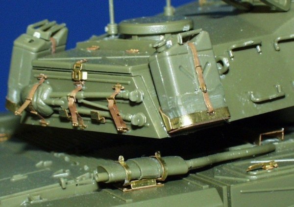 Eduard 35504 M41A3 Walker Bulldog 1/35 AFV Club