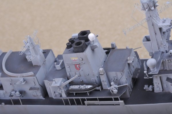 Trumpeter 04544 HMS Type 23 Frigate Kent F78 (1:350)