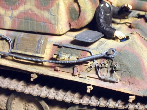 Eureka XXL ER-2501 Towing cable for Pz.Kpfw.V Panther Ausf.G Tank 1/25