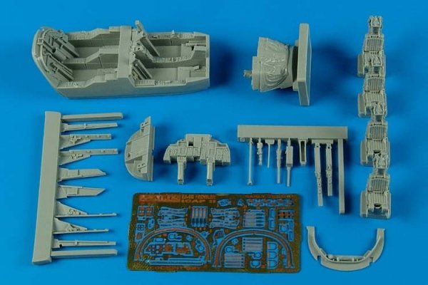 Aires 7270 EA-6B Prowler ICAP-2 late cockpit set 1/72 Hasegawa