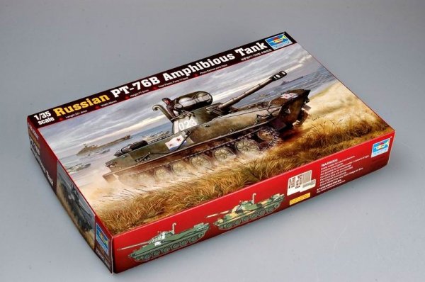 Trumpeter 00381 Russian PT-76B Light Amphibious Tank (1:35)