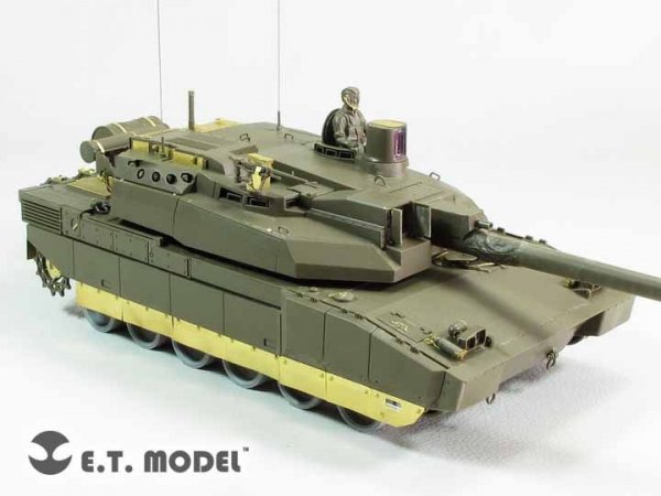 E.T. Model E35-238 French Leclerc Series 2 Main Battle Tank (TAMIYA 35279) (1:35)