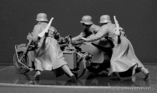 Master Box 35178 German Motorcyclists WWII