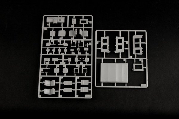 Trumpeter 05520 JSDF type 73 Light Truck 1/35