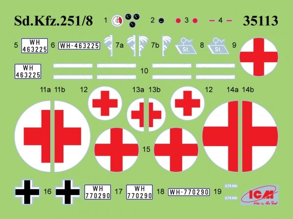 ICM 35114 Krankenpanzerwagen Sd.Kfz.251/8 Ausf.A WWII German Ambulance with Military Medical Personnel 1/35