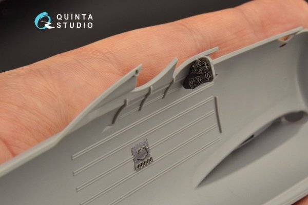 Quinta Studio QD32104 Fiat CR.42 3D-Printed &amp; coloured Interior on decal paper (ICM) 1/32