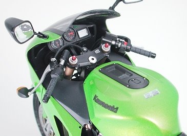 Tamiya 14084 Kawasaki Ninja ZX-12R (1:12)