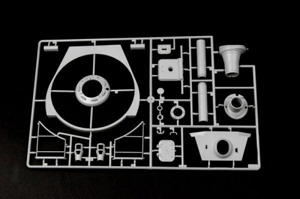 Trumpeter 00910 German Kingtiger 2in1 (Henschel Turret  Porsche Turret) 1/16