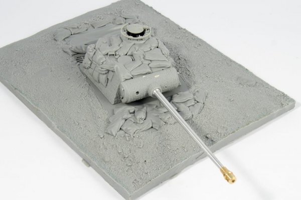 Panzer Art RE35-348 Dug in Panther tank improvised “strong point” (Italian Front) 1/35