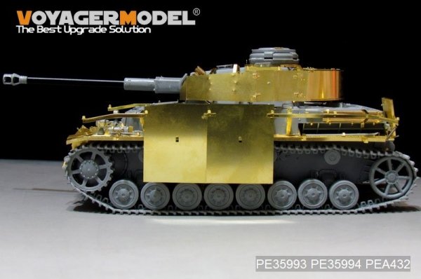 Voyager Model PEA432 WWII German Pz.Kpfw.IV Ausf.G  (LateProduction) Schurzen (For Border 35001) 1/35