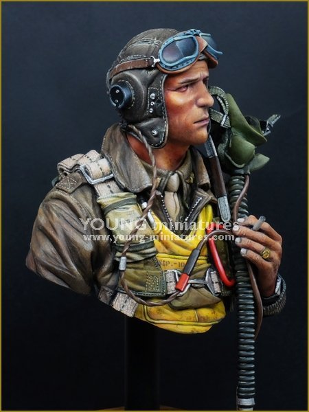 Young Miniatures YM1856 USAAF FIGHTER PILOT 1944 1/10