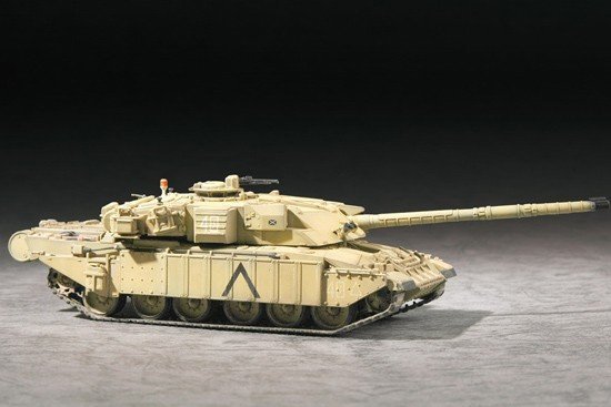 Trumpeter 07105 British Challenger 1MBT (1:72)