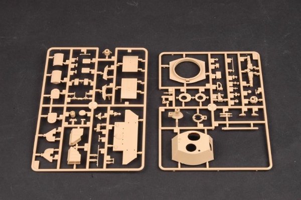 Hobby Boss 82460 German IIWW reconnaisance tank VK 1602 Leopard (1:35)