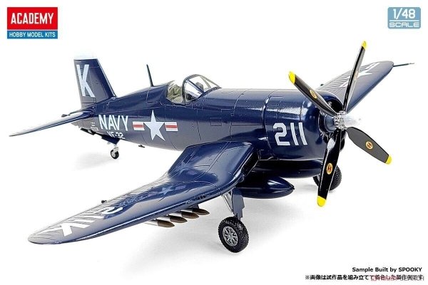 Academy 12353 Vought F4U-4 Corsair - Battle of Jangjin Reservoir 1/48