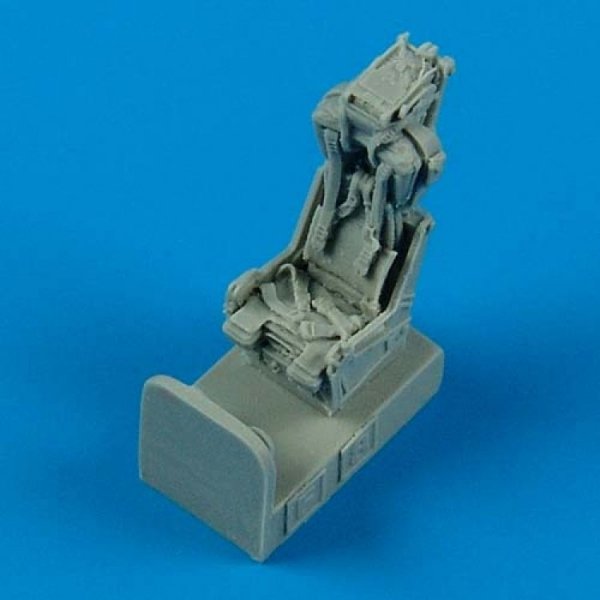 Quickboost QB72406 F-8 Crusader ejection seat with safety belts 1/72
