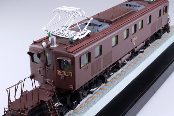 Aoshima 05504 Electric locomotive EF18 1/50