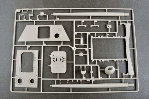 Trumpeter 00934 German Sd.Kfz 173 Jagdpanther Early Version 1/16