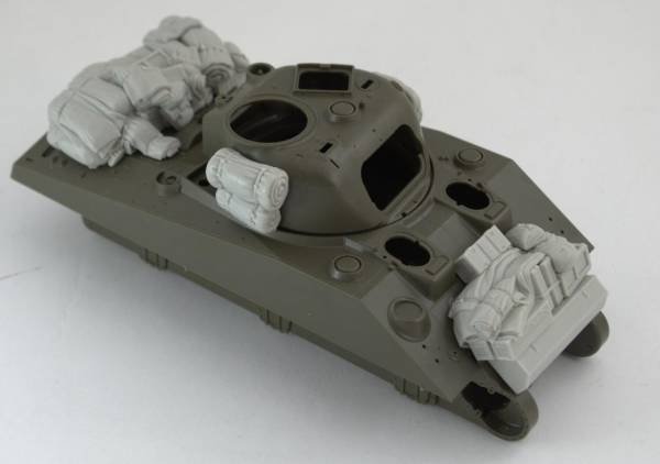 Panzer Art RE35-483 Stowage set for M4 “Firefly” 1/35