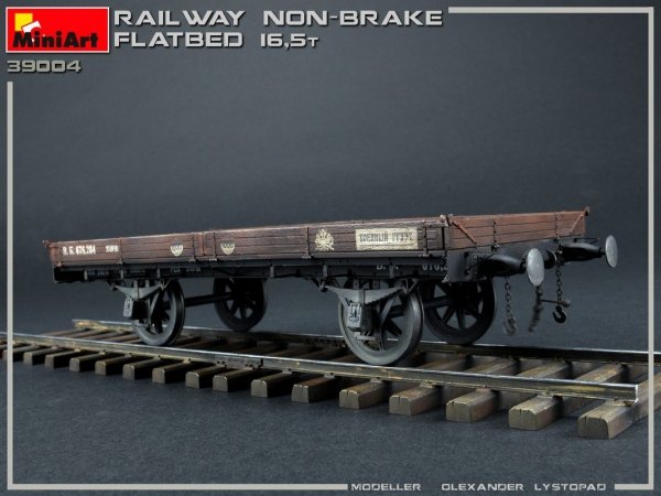 MiniArt 39004 RAILWAY NON-BRAKE FLATBED 16,5 t 1/35