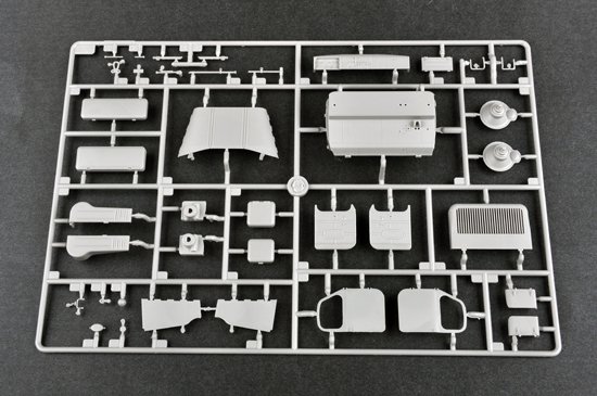 Trumpeter 09501 AT-T Artillery Prime Mover 1/35