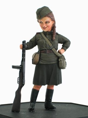 FineMolds FT4 W.W.II U.S.S.R. Infantry Woman &amp; PPSh1941 1/12