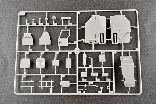 Trumpeter 01074 AA-60 (7310) model 160.01 ARFF 1/35