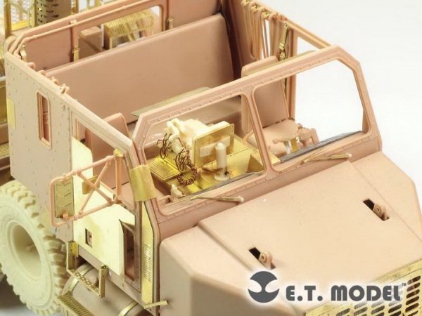 E.T. Model E35-132 Modern U.S. M1070 Truck Tractor Interior (For HOBBY BOSS 85502) (1:35)