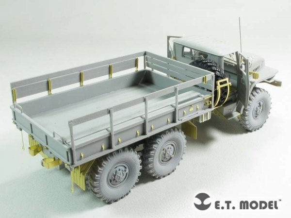 E.T. Model E35-194 Russian URAL-4320 Truck (For TRUMPETER 01012) (1:35)